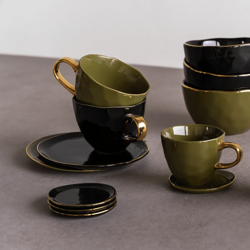 Good Morning bord Ø9 cm - Zwart (set van 4) by Urban Nature Culture