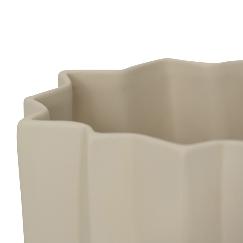 Vaas Uli by Urban Nature Culture