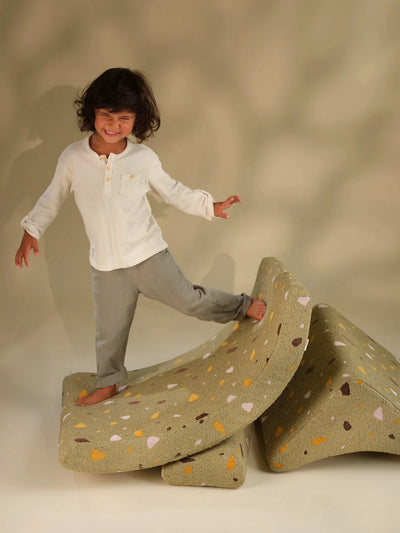 Kinderfauteuil Moon Terrazzo Moss by WigiWama