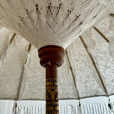 Parasol Bali Nusa Lembongan | Naturel Zand 250cm op by Wild'nChic